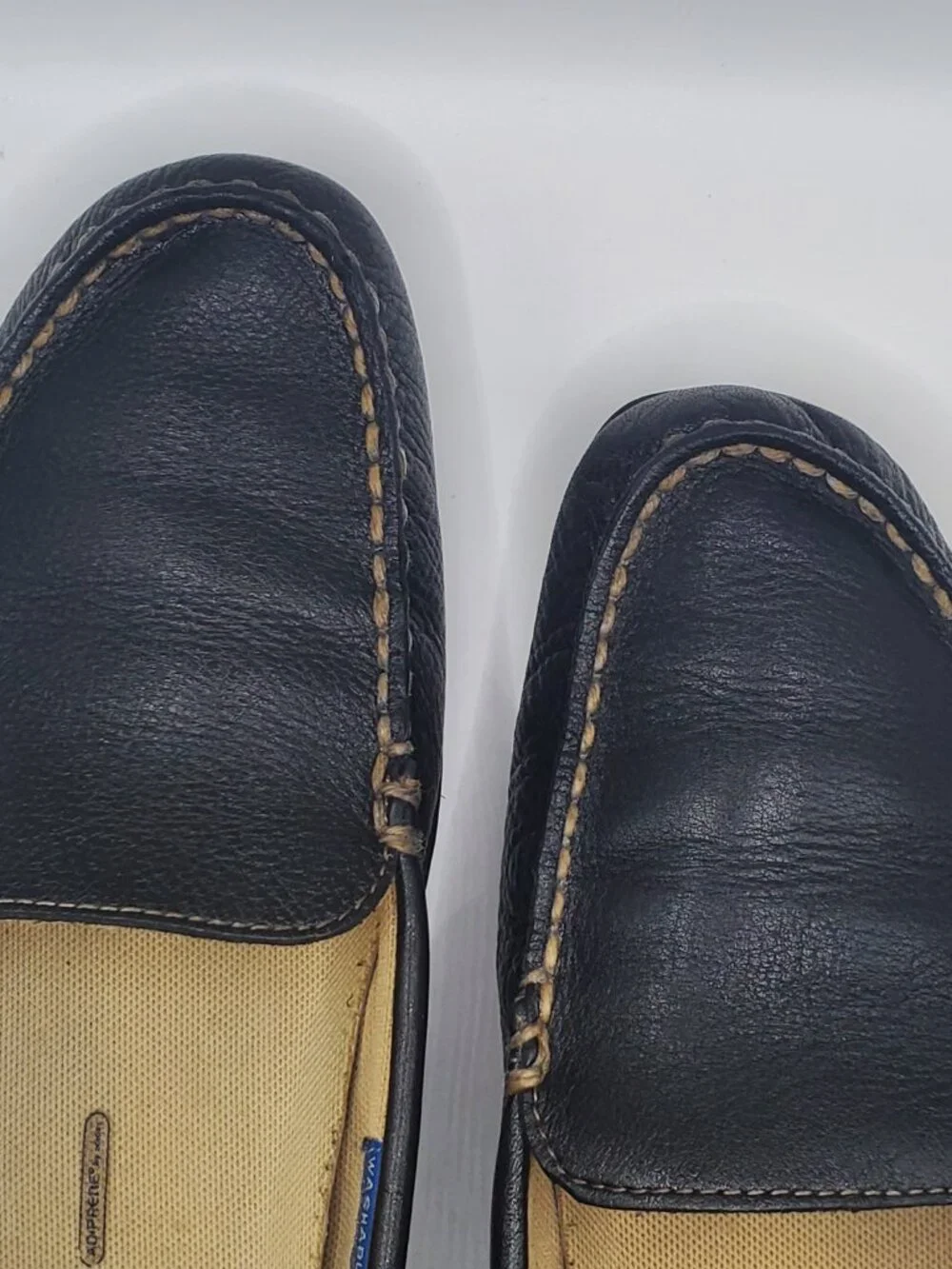 Rockport Women’s Black Leather Size 9 Slip-On Loafers